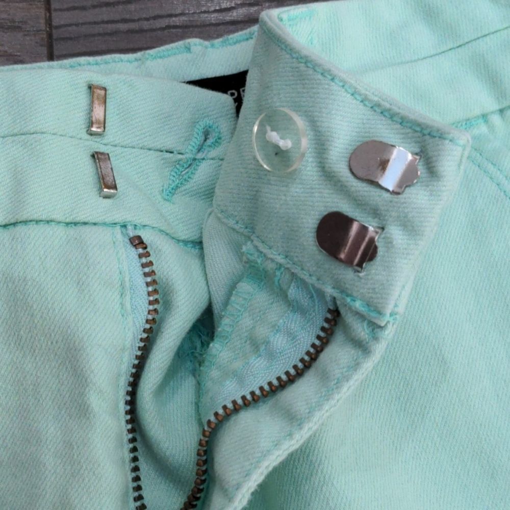 Harper Minty Blue Shorts Size 27 - Picture 5 of 10